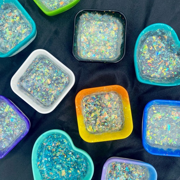 Holographic Trays - Heart Dish - Square Jewelry Holder - Handmade - Picture 3 of 11